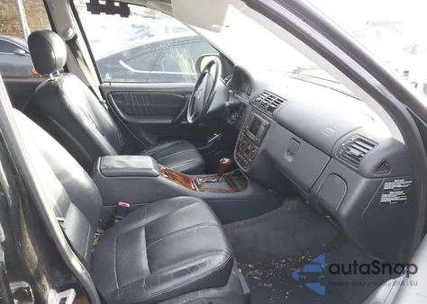 2001 Mercedes-Benz Ml 430 из США, поврежденный, VIN 4JGAB72E11A224403